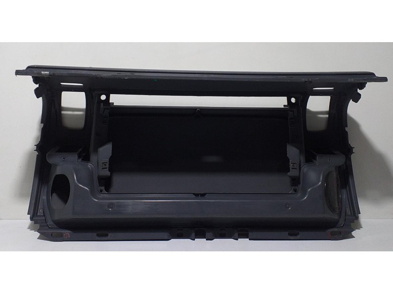 Recambio de salpicadero para scania serie p/g/r (l-clase) fg r620 (4x2) largo cr 19 topline referencia OEM IAM 1425897 67991 