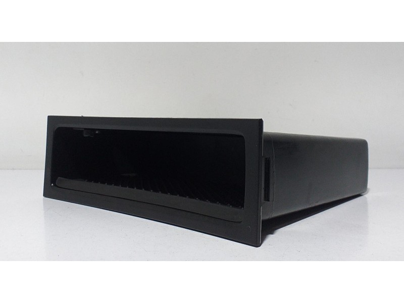 Recambio de guantera para scania serie p/g/r (l-clase) fg r620 (4x2) largo cr 19 topline referencia OEM IAM 1507831 67992 