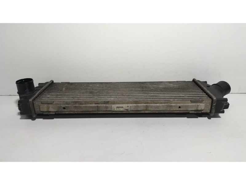 Recambio de intercooler para opel vivaro furgón/combi (07.2006 =>) combi 2.9t l1h1 referencia OEM IAM 988650B 77513 
