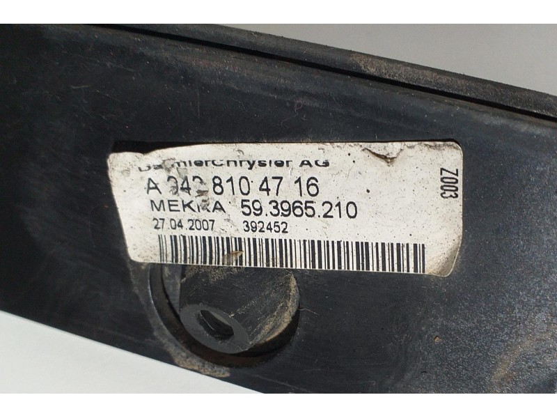 Recambio de retrovisor derecho para mercedes-benz actros 2/3 2 - ejes / 6 cil. 1841 4x2 om 501 la l (largo) referencia OEM IAM A