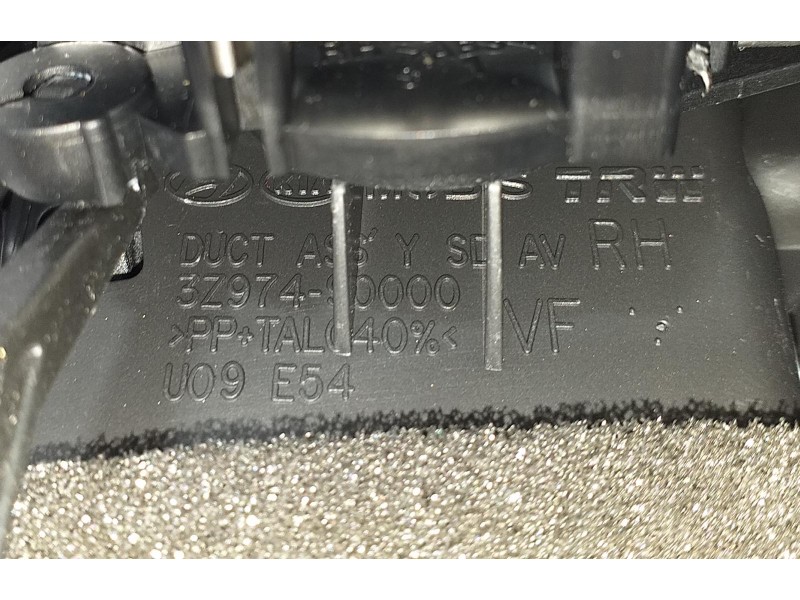 Recambio de rejilla aireadora para hyundai i40 comfort referencia OEM IAM 3Z9749000 74992 R
