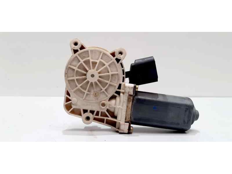 Recambio de motor elevalunas delantero izquierdo para bmw serie 5 berlina (e60) 530d referencia OEM IAM 6922267 44825 