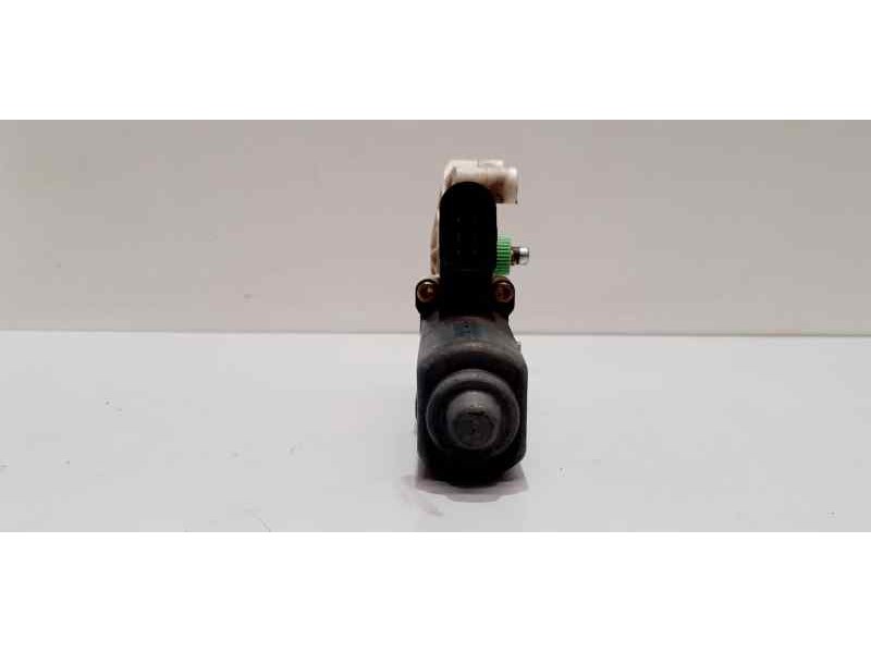 Recambio de motor elevalunas delantero izquierdo para bmw serie 5 berlina (e60) 530d referencia OEM IAM 6922267 44825 