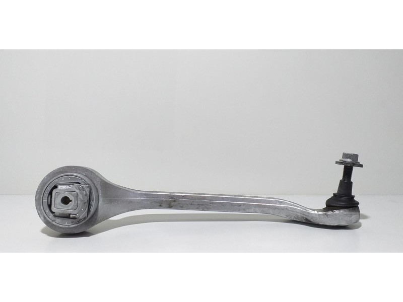 Recambio de brazo suspension inferior delantero derecho para audi a8 (4e2) 3.7 quattro referencia OEM IAM 4E0407696B 57752 