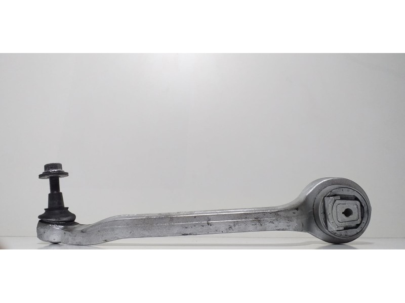 Recambio de brazo suspension inferior delantero derecho para audi a8 (4e2) 3.7 quattro referencia OEM IAM 4E0407696B 57752 