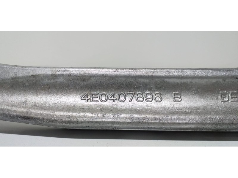 Recambio de brazo suspension inferior delantero derecho para audi a8 (4e2) 3.7 quattro referencia OEM IAM 4E0407696B 57752 