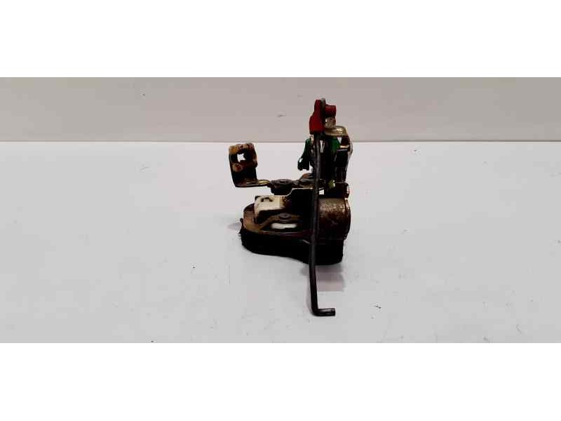 Recambio de cerradura puerta trasera izquierda para nissan terrano (wd21) 2.7 td referencia OEM IAM 8050378G00 44837 