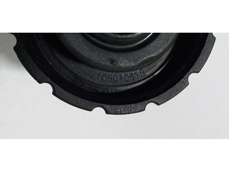 Recambio de tapon de radiador para mercedes-benz clase e (w211) berlina e 220 cdi (211.008) referencia OEM IAM 2105010615 65666 