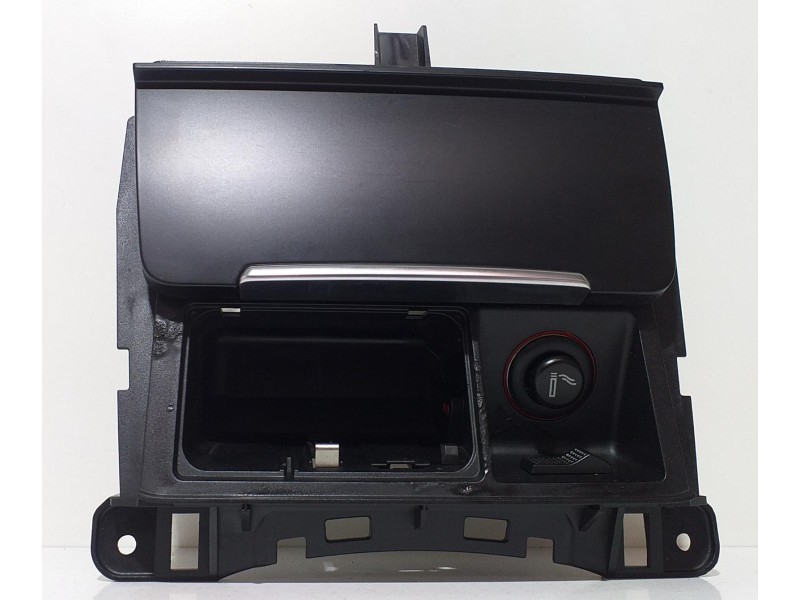 Recambio de cenicero para audi q5 (8r) 2.0 tdi (125kw) referencia OEM IAM 8K0857951 64683 