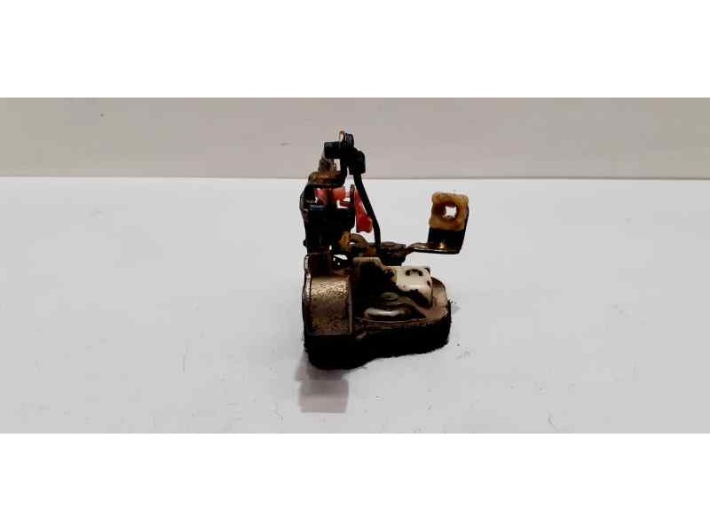 Recambio de cerradura puerta trasera derecha para nissan terrano (wd21) 2.7 td referencia OEM IAM 8250283G00 44838  Recambio de cerradura puerta trasera derecha para nissan terrano (wd21) 2.7 td referencia OEM IAM 8250283G00 44838