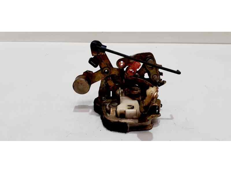 Recambio de cerradura puerta trasera derecha para nissan terrano (wd21) 2.7 td referencia OEM IAM 8250283G00 44838  Recambio de cerradura puerta trasera derecha para nissan terrano (wd21) 2.7 td referencia OEM IAM 8250283G00 44838