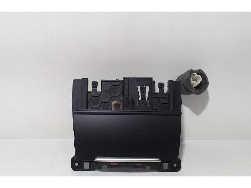 Recambio de cenicero para audi q5 (8r) 2.0 tdi (125kw) referencia OEM IAM 8K0857951 64683 