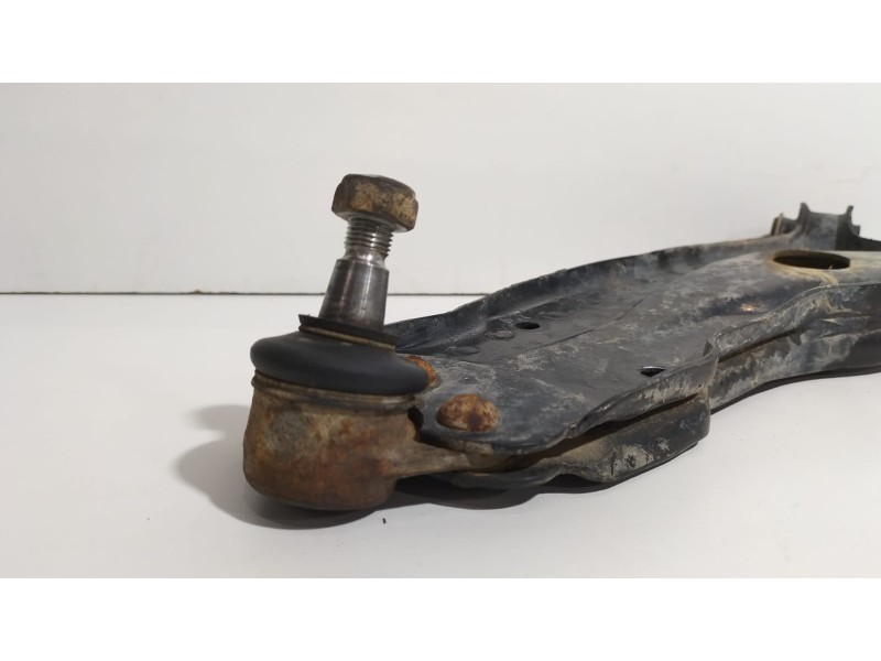 Recambio de brazo suspension inferior delantero izquierdo para fiat doblo (119) 1.3 16v jtd cat referencia OEM IAM 2079979 77483 Recambio de brazo suspension inferior delantero izquierdo para fiat doblo (119) 1.3 16v jtd cat referencia OEM IAM 2079979 77483