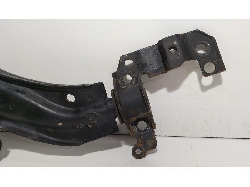 Recambio de brazo suspension inferior delantero izquierdo para fiat doblo (119) 1.3 16v jtd cat referencia OEM IAM 2079979 77483 Recambio de brazo suspension inferior delantero izquierdo para fiat doblo (119) 1.3 16v jtd cat referencia OEM IAM 2079979 77483