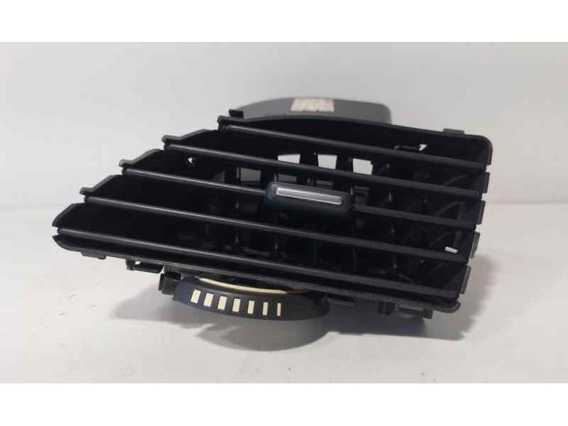 Recambio de rejilla aireadora para renault megane iii berlina 5 p expression referencia OEM IAM K9K830 86572 