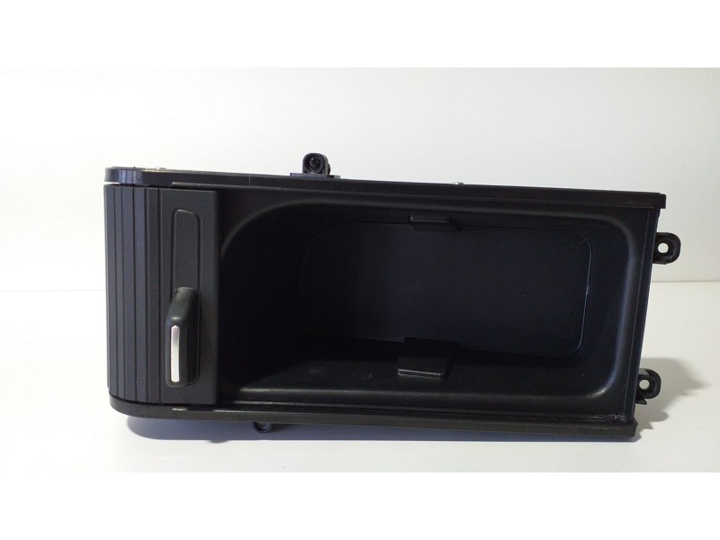 Recambio de guantera para hyundai i40 comfort referencia OEM IAM 846703Z000 75013 R