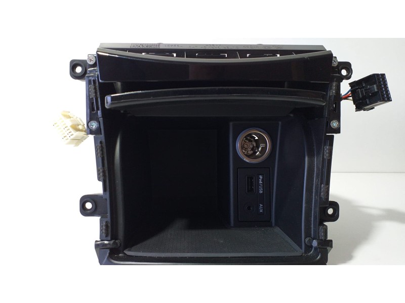 Recambio de guantera para hyundai i40 comfort referencia OEM IAM 846353Z100 75014 R