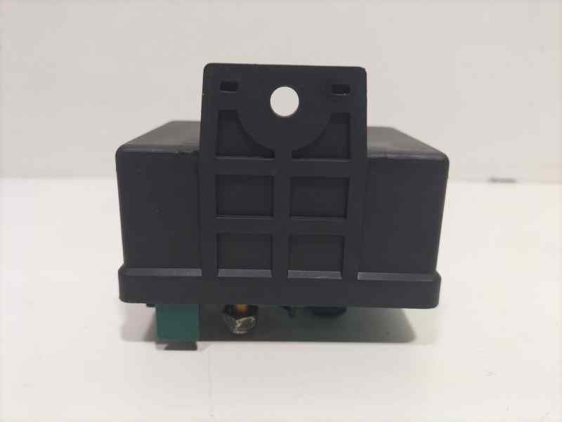 Recambio de caja precalentamiento para peugeot 307 break / sw (s1) 2.0 hdi cat referencia OEM IAM 9639912580 81983 