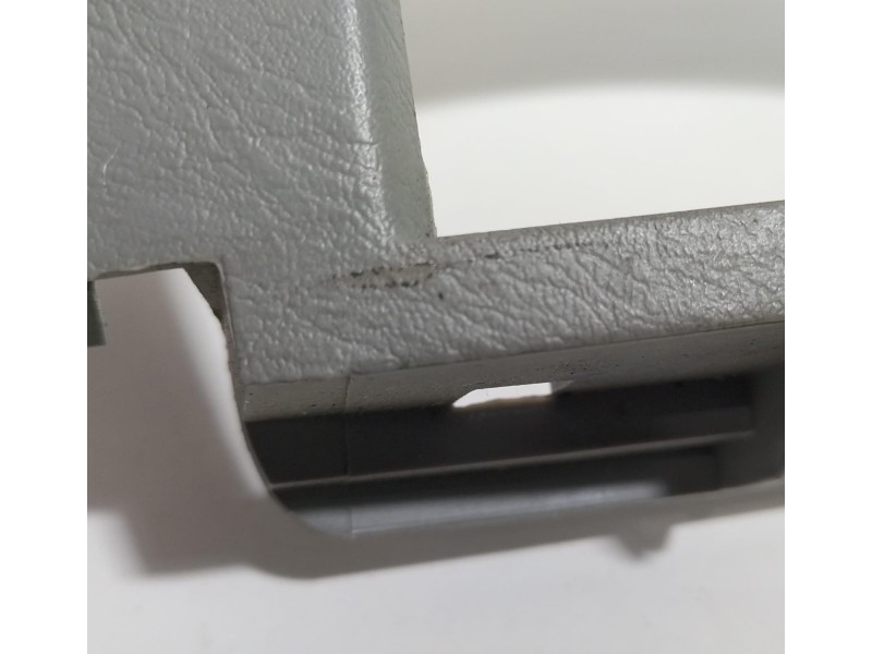 Recambio de molduras delanteras para opel vivaro furgón/combi (07.2006 =>) combi 2.9t l1h1 referencia OEM IAM MR9 77495 