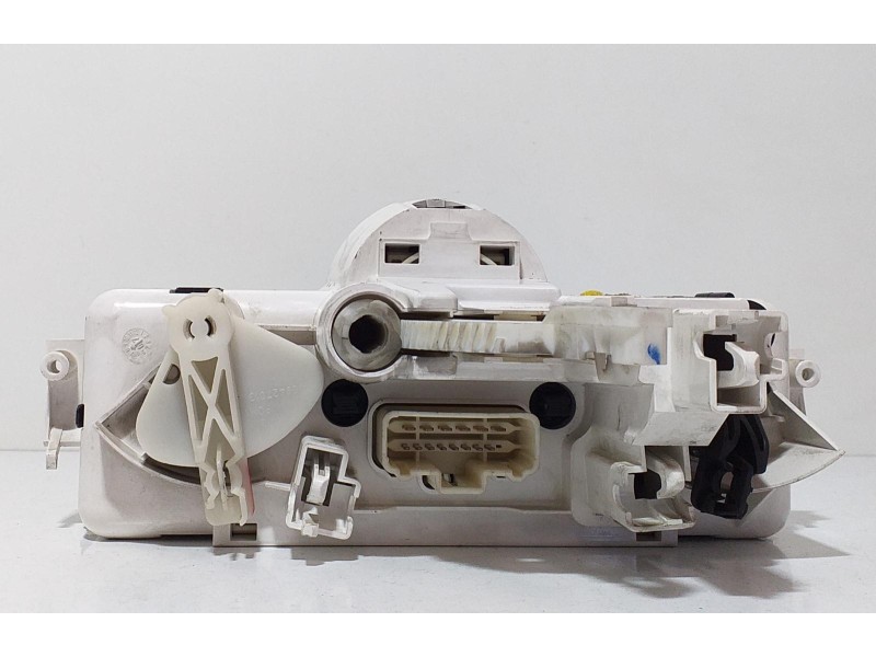 Recambio de mando calefaccion / aire acondicionado para renault megane ii berlina 3p 1.5 dci diesel referencia OEM IAM F031066R 
