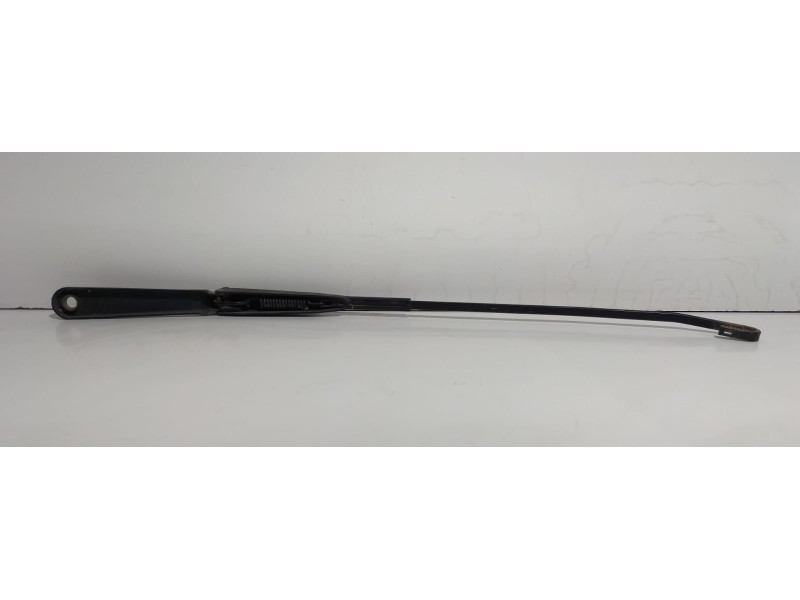 Recambio de brazo limpia delantero izquierdo para opel vivaro furgón/combi (07.2006 =>) combi 2.9t l1h1 referencia OEM IAM 91165