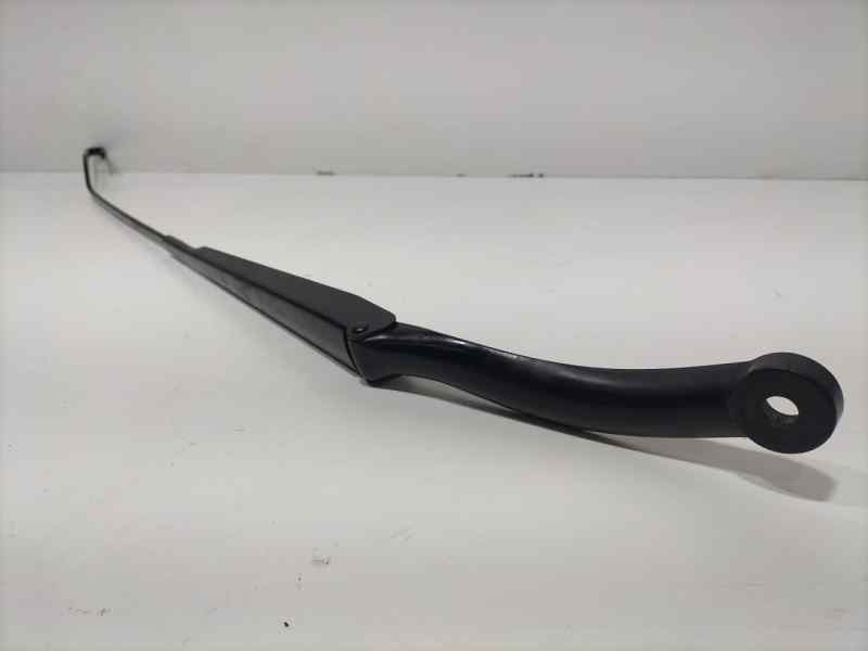 Recambio de brazo limpia delantero izquierdo para peugeot 307 break / sw (s1) 2.0 hdi cat referencia OEM IAM 9649532780 82005 