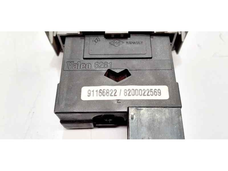 Recambio de intercooler para renault master ii ph. 2 doka/pr. fgst caja abierta batalla 3578 mm referencia OEM IAM 8200022569 44