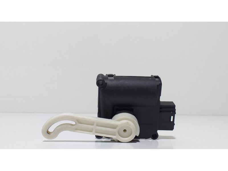 Recambio de motor apertura trampillas climatizador para audi a8 (4e2) 3.7 quattro referencia OEM IAM 4E0820511 57828 