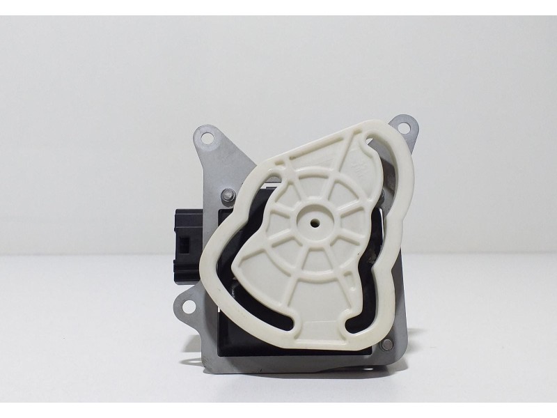 Recambio de motor apertura trampillas climatizador para audi a8 (4e2) 3.7 quattro referencia OEM IAM 4E0820511 57836 