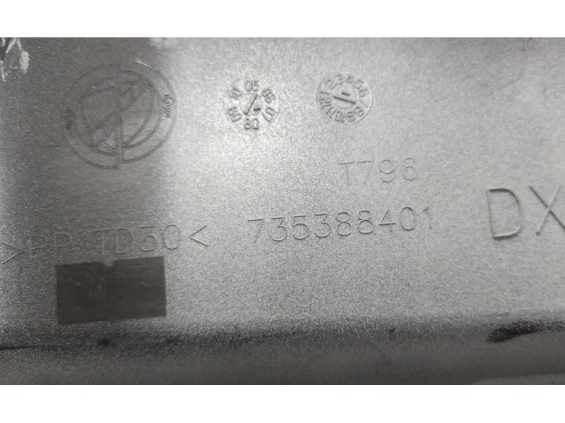 Recambio de molduras traseras para fiat doblo (119) 1.3 16v jtd cat referencia OEM IAM 775388401 77557  Recambio de molduras traseras para fiat doblo (119) 1.3 16v jtd cat referencia OEM IAM 775388401 77557