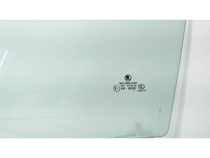 Recambio de luna delantera izquierda para skoda fabia (5j2 ) urban referencia OEM IAM BNM 75062 R