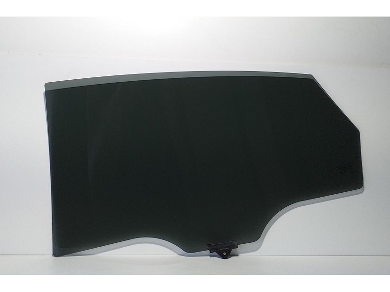 Recambio de luna trasera derecha para hyundai i40 comfort referencia OEM IAM D4FD 75063 R