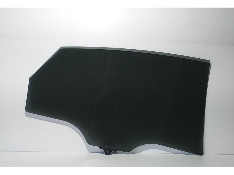 Recambio de luna trasera izquierda para hyundai i40 comfort referencia OEM IAM D4FD 75066 R