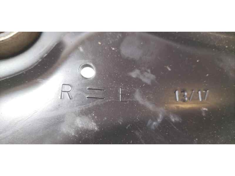 Recambio de brazo suspension inferior delantero derecho para renault megane iii berlina 5 p expression referencia OEM IAM 866000