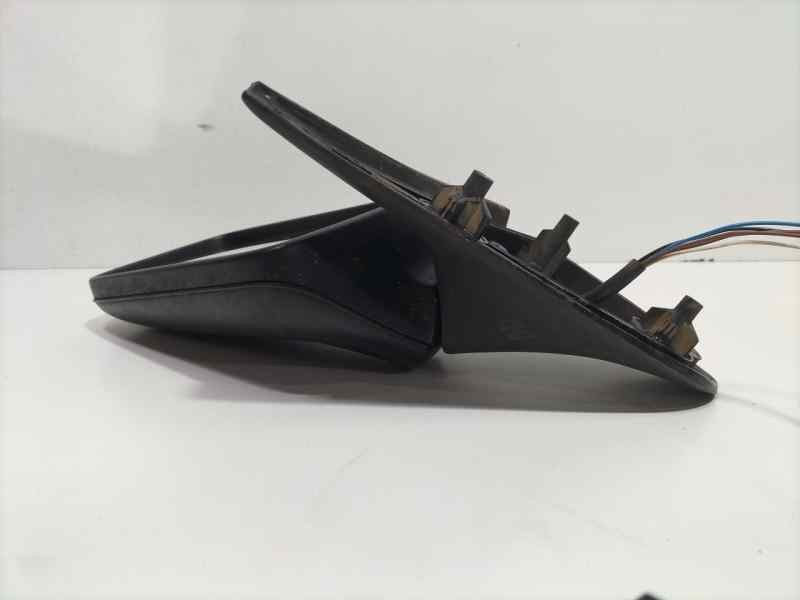 Recambio de retrovisor derecho para seat ibiza (6k) glx referencia OEM IAM 415312302 82040 