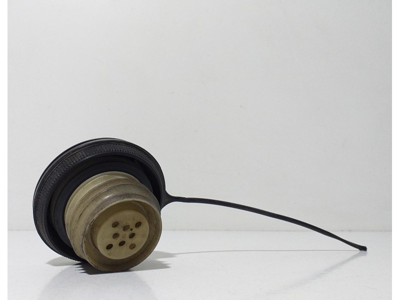 Recambio de tapon combustible para nissan x-trail (t30) comfort referencia OEM IAM YD22ETI 68074 