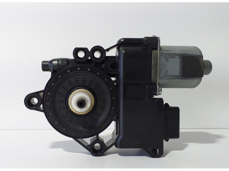 Recambio de motor elevalunas trasero derecho para hyundai i40 comfort referencia OEM IAM 834603Z010 75081 R