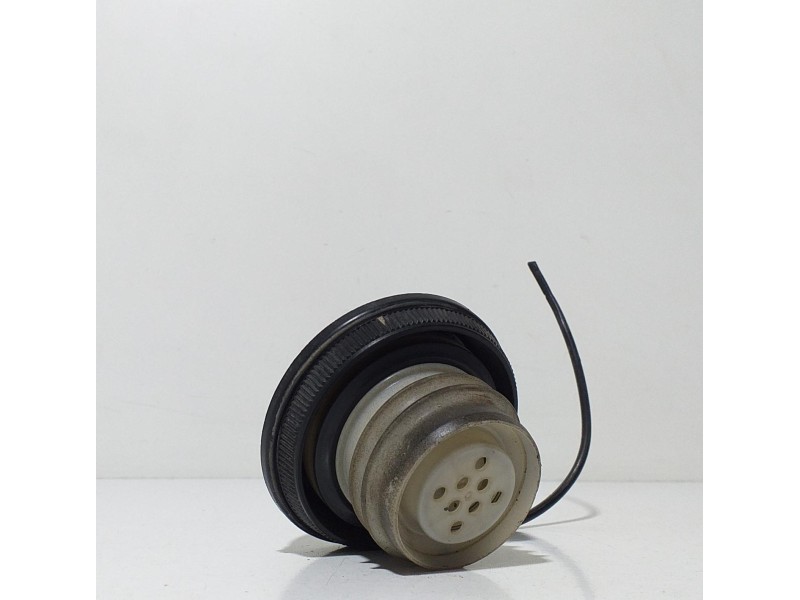 Recambio de tapon combustible para nissan x-trail (t30) comfort referencia OEM IAM YD22ETI 68075 