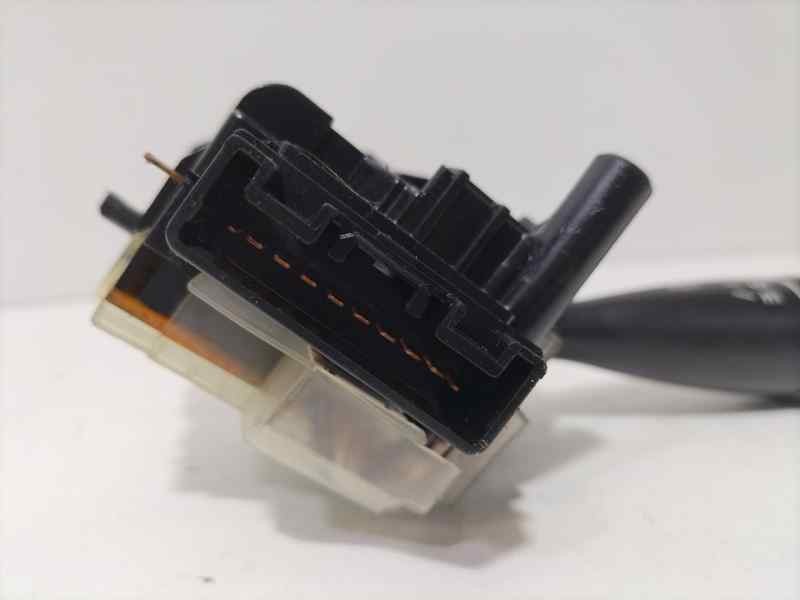 Recambio de mando limpia para toyota corolla (e12) 2.0 d-4d linea sol berlina referencia OEM IAM 173647 83580 