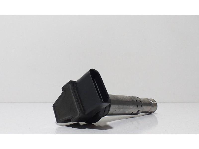 Recambio de bobina encendido para volkswagen golf iv berlina (1j1) 1.6 16v referencia OEM IAM 036905715E 65768 