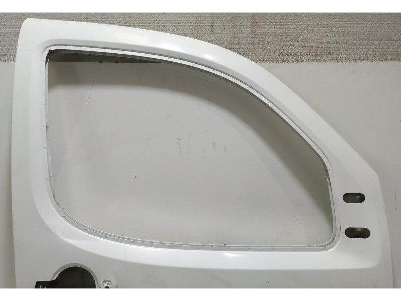 Recambio de puerta delantera derecha para fiat doblo (119) 1.3 16v jtd cat referencia OEM IAM 199A2000 77428 