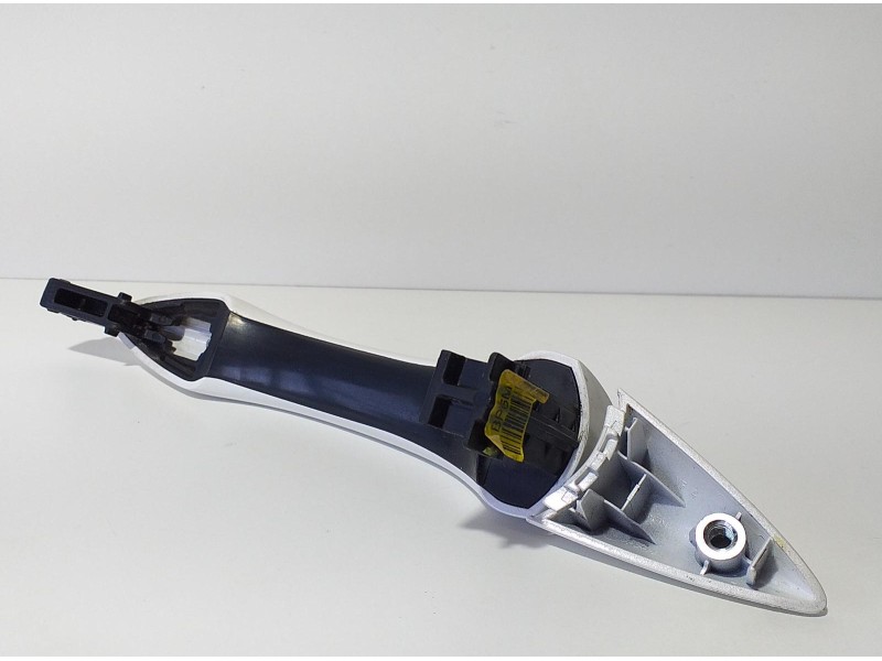 Recambio de maneta exterior trasera izquierda para hyundai i40 comfort referencia OEM IAM D4FD 75085 R
