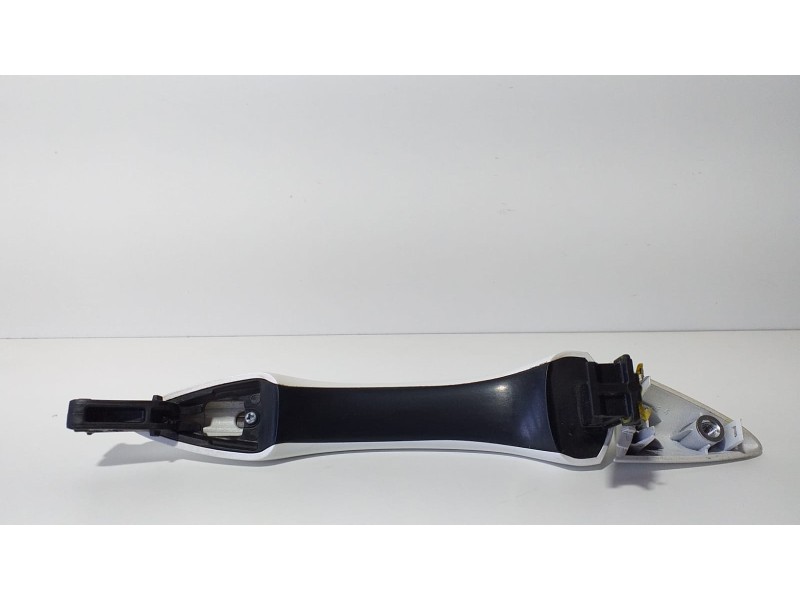 Recambio de maneta exterior trasera izquierda para hyundai i40 comfort referencia OEM IAM D4FD 75085 R