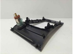 Recambio de guarnecidos palanca cambio para toyota corolla (e12) 2.0 d-4d linea sol berlina referencia OEM IAM 5880802080B0 8358 2