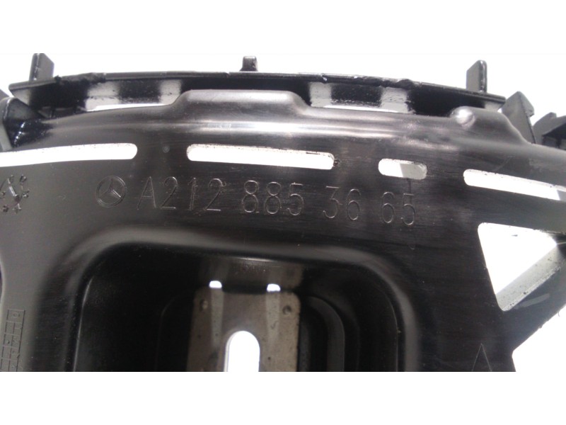 Recambio de molduras traseras para mercedes-benz clase e (w212) familiar 200 cdi blueefficiency (212.205) referencia OEM IAM A21