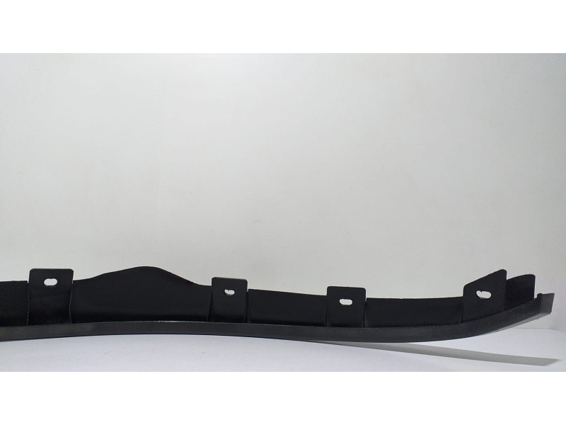 Recambio de aletin trasero izquierdo para nissan terrano/terrano.ii (r20) comfort referencia OEM IAM 938277F600 68082 