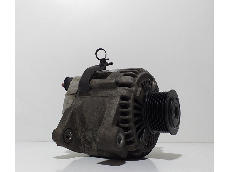 Recambio de alternador para kia sorento 2.5 crdi ex referencia OEM IAM 373004A300 65775 