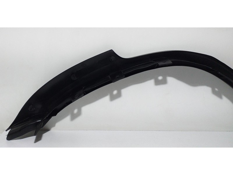 Recambio de aletin trasero izquierdo para nissan terrano/terrano.ii (r20) comfort referencia OEM IAM 938277F600 68082 