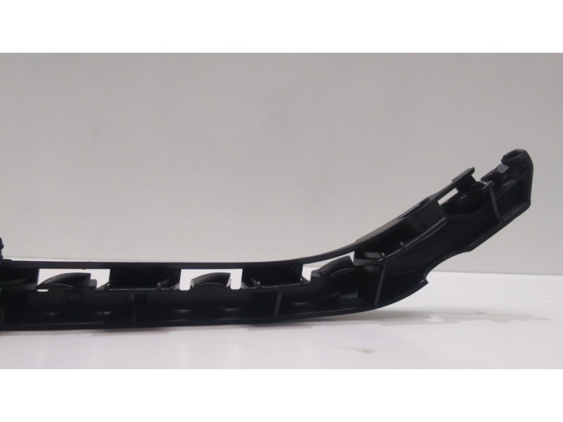 Recambio de molduras traseras para mercedes-benz clase e (w212) familiar 200 cdi blueefficiency (212.205) referencia OEM IAM A21