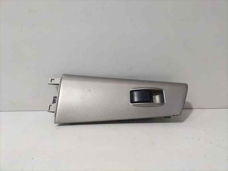 Recambio de mando elevalunas delantero derecho para toyota corolla (e12) 2.0 d-4d linea sol berlina referencia OEM IAM 5403552 8